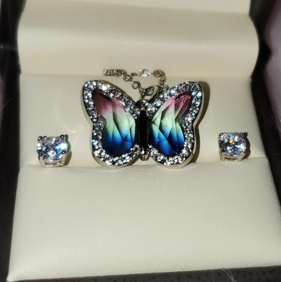 Crystal Sterling Silver Studs and Butterfly Neckla - Picture 1 of 11